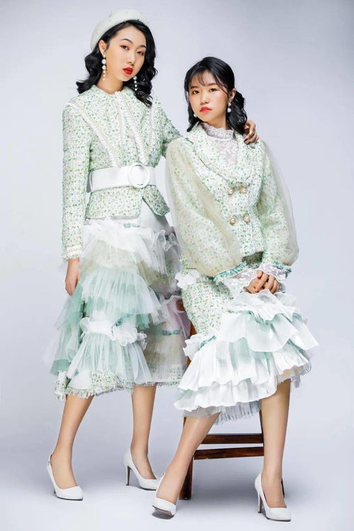 “經(jīng)緯織夢”——樂山師范學院美術(shù)學院2020屆服裝與服飾設(shè)計專業(yè)畢業(yè)作品展之紡織品篇